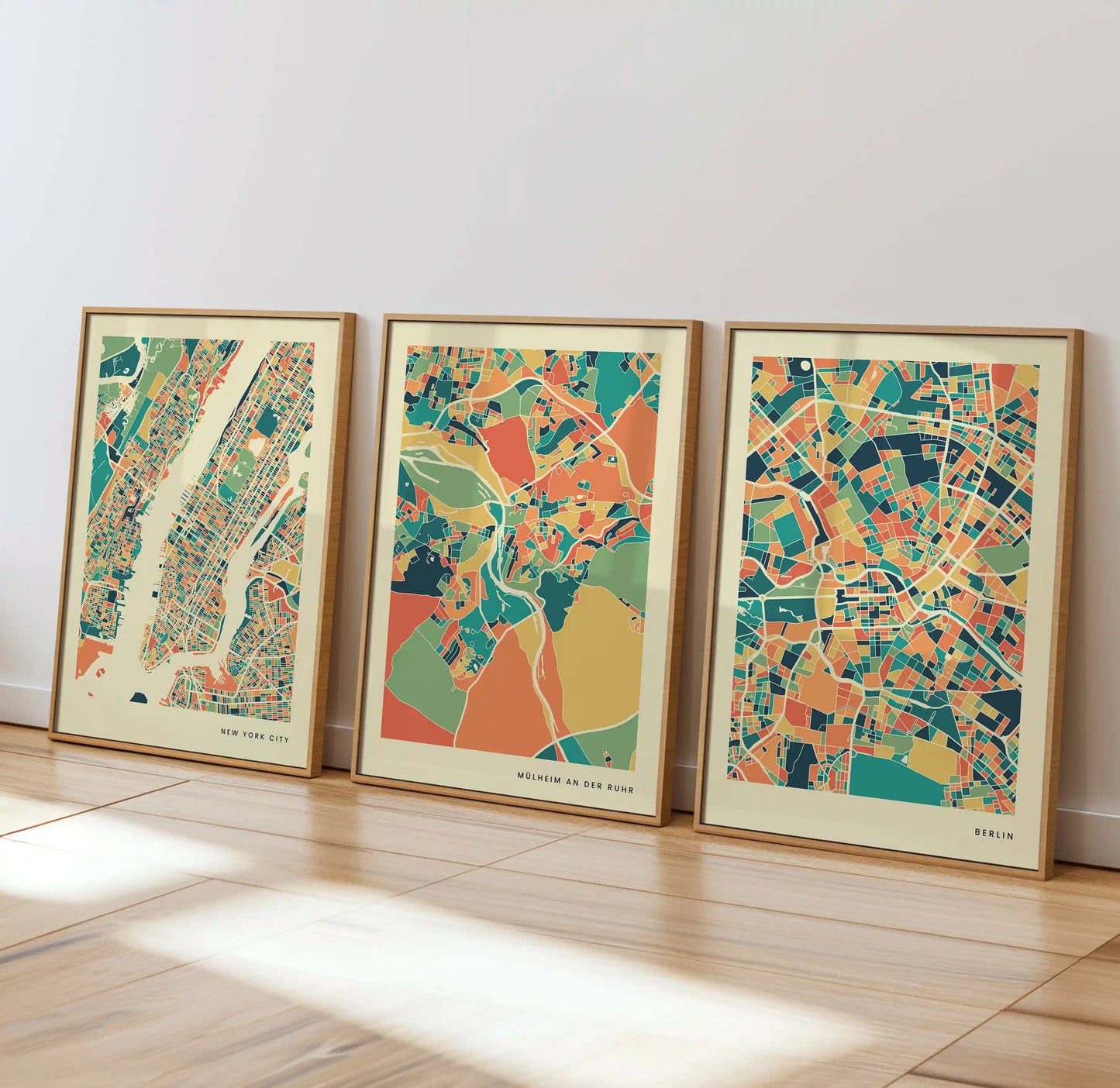 Mülheim an der Ruhr Stadtkarte Poster – Polychroma Modern Art Print